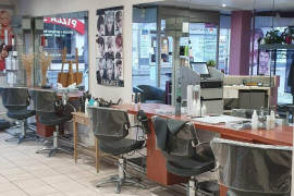 Salon de coiffure mixte à reprendre - Arrond. Chalon sur Saône (71)